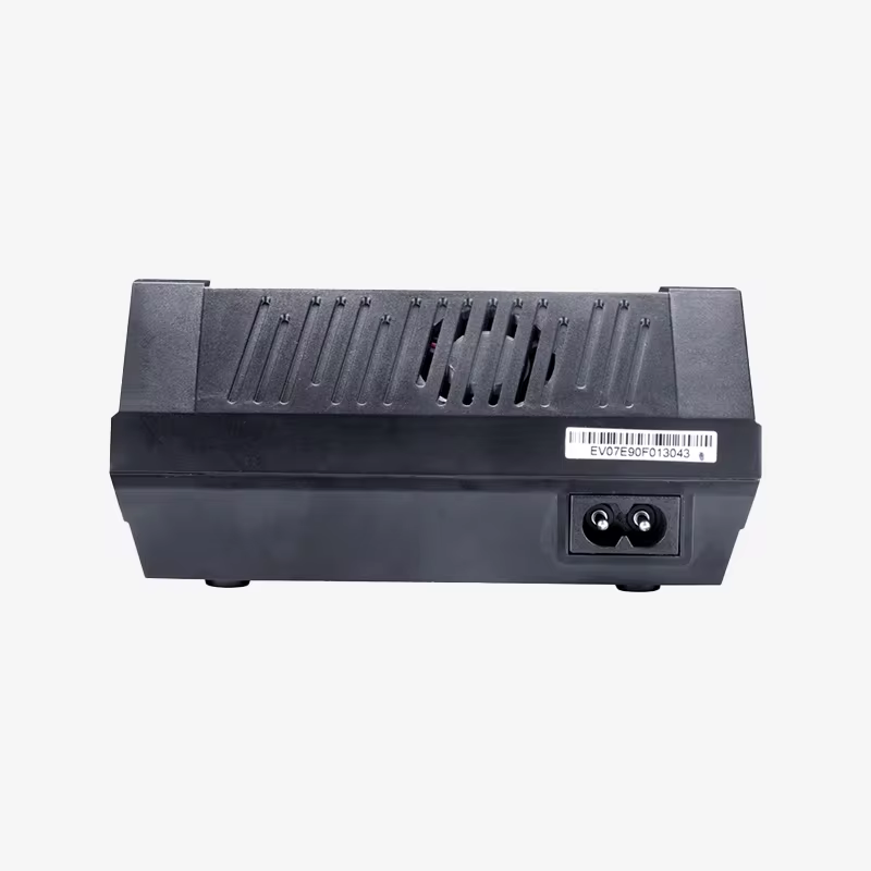 Caricabatterie Intelligente EV - Drone Battery Smart recensione e prezzo